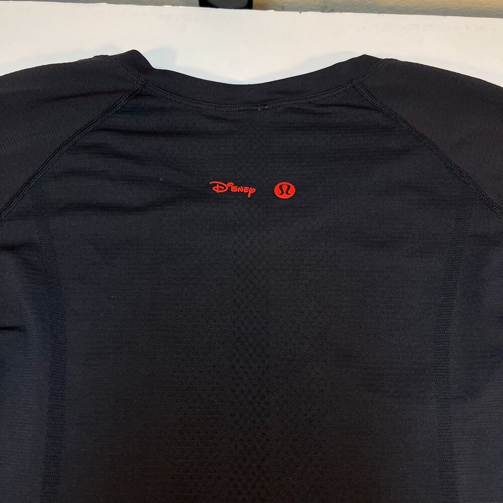 Lululemon x Disney Swifty Tech Long Sleeve Top Shirt Sz Womens 14 Black - Picture 3 of 8
